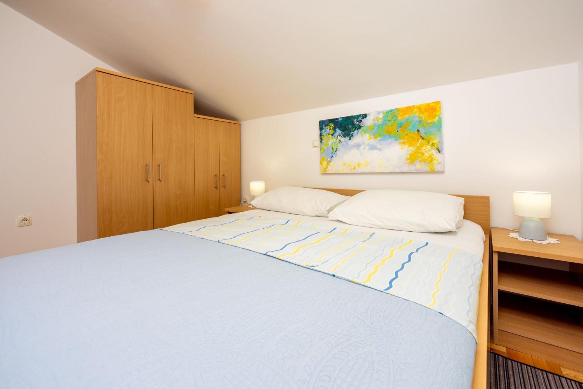 Apartments Petak ดรามัลย์ ภายนอก รูปภาพ